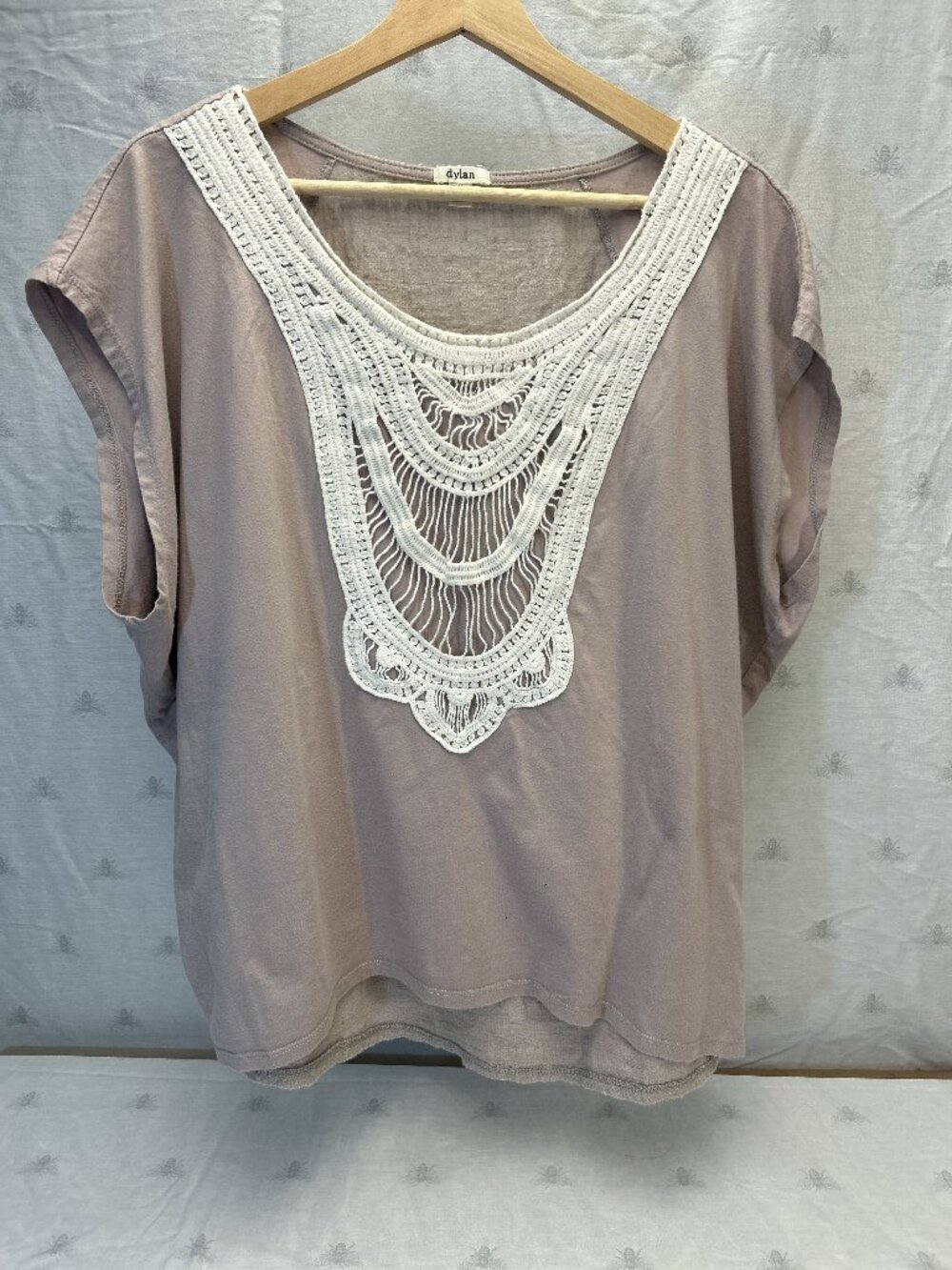 Dylan Taupe Crochet Lace Front Top Boho Short Sleeve Size M